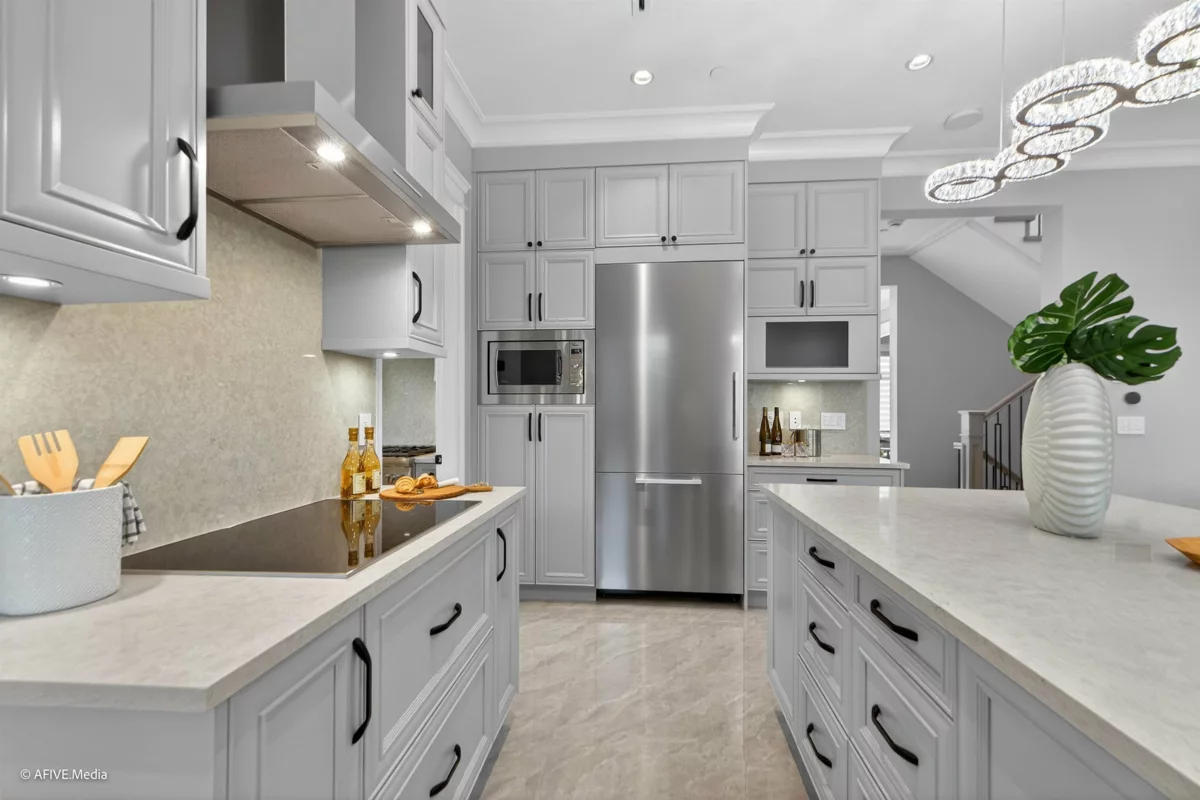 Powder Room Photo of 3349 W 37th Avenue, Vancouver, BC