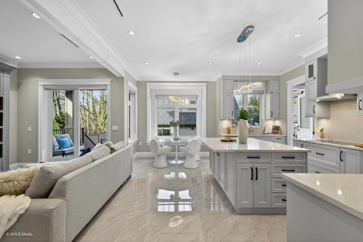 Primary Bathroom Photo of 3349 W 37th Avenue, Vancouver, BC