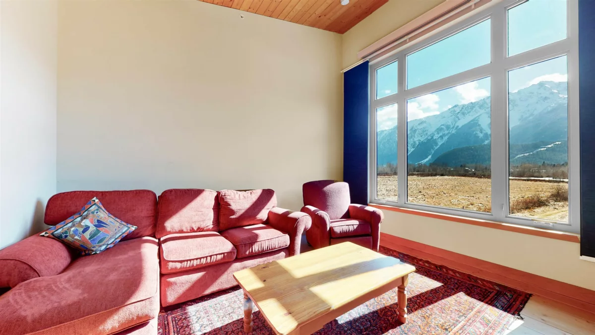 Basement Recreation Room Photo of 1380 Collins Road, Pemberton, BC