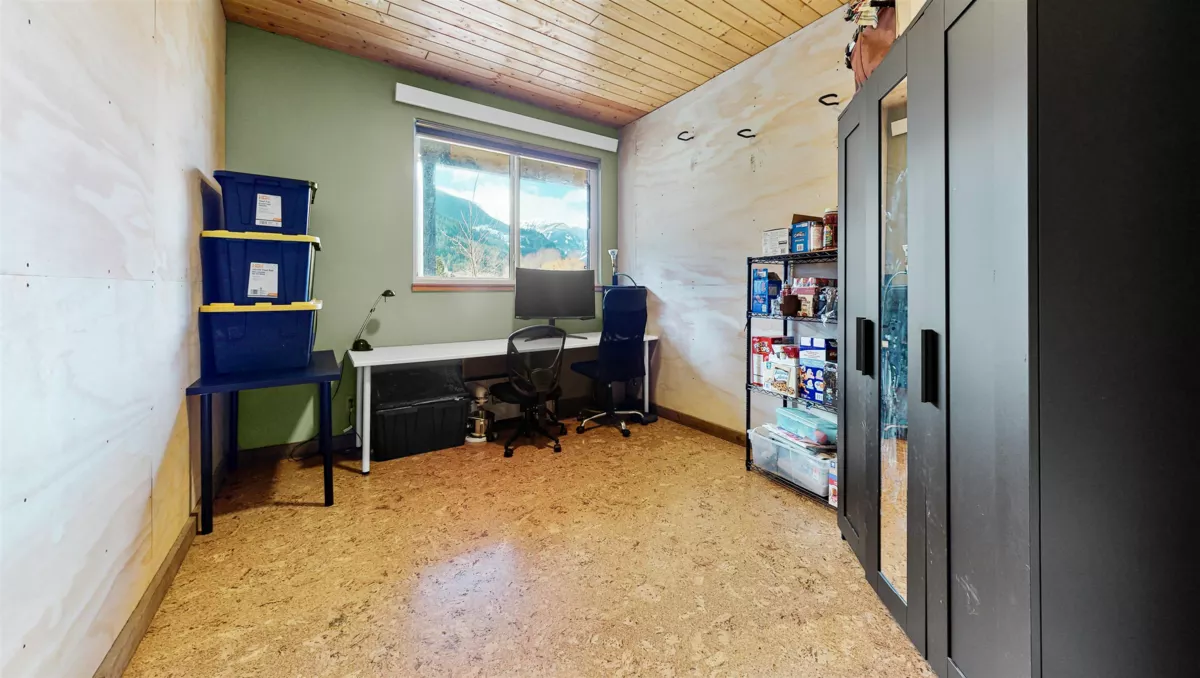 Front Yard Photo of 1380 Collins Road, Pemberton, BC