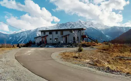 1380 Collins Road, Pemberton, BC, Pemberton — Single Family Residence for sale