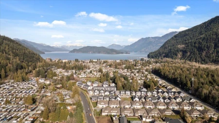 15 386 Pine Avenue, Harrison Hot Springs, BC, Harrison Hot Springs — Townhouse for sale