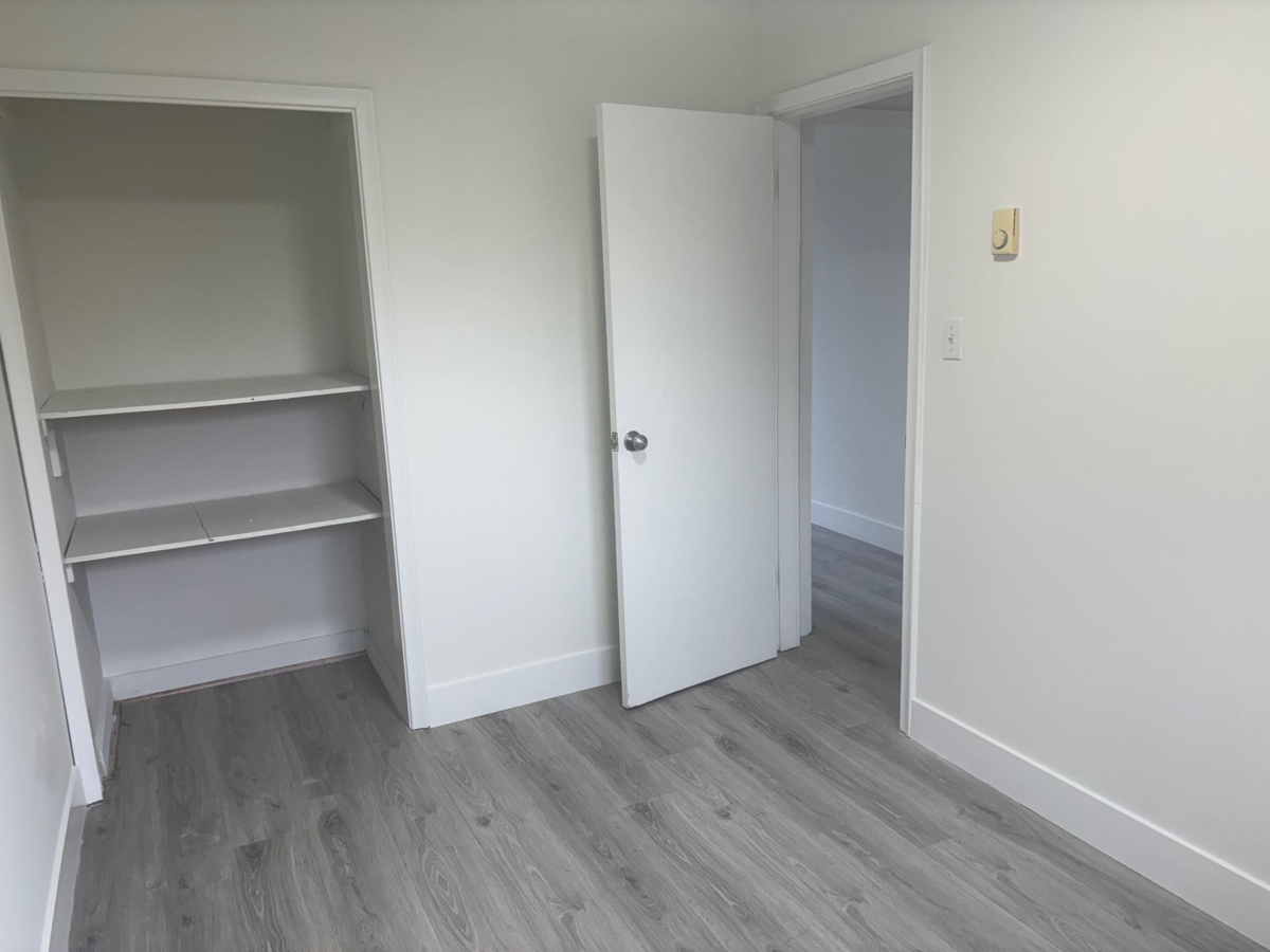 Walk-In Closet Photo of 9122 Hiebert Street, Chilliwack, BC
