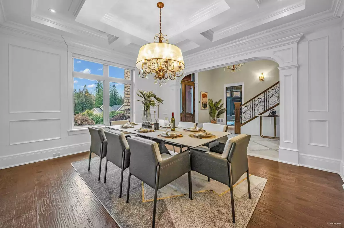 Kitchen Island Photo of 12055 265a Street, Maple Ridge, BC