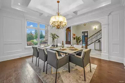 Kitchen Island Photo of 12055 265a Street, Maple Ridge, BC