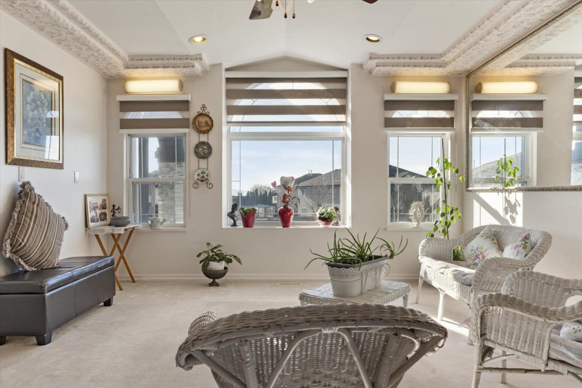 Breakfast Nook Photo of 31301 Ridgeview Drive, Abbotsford, BC