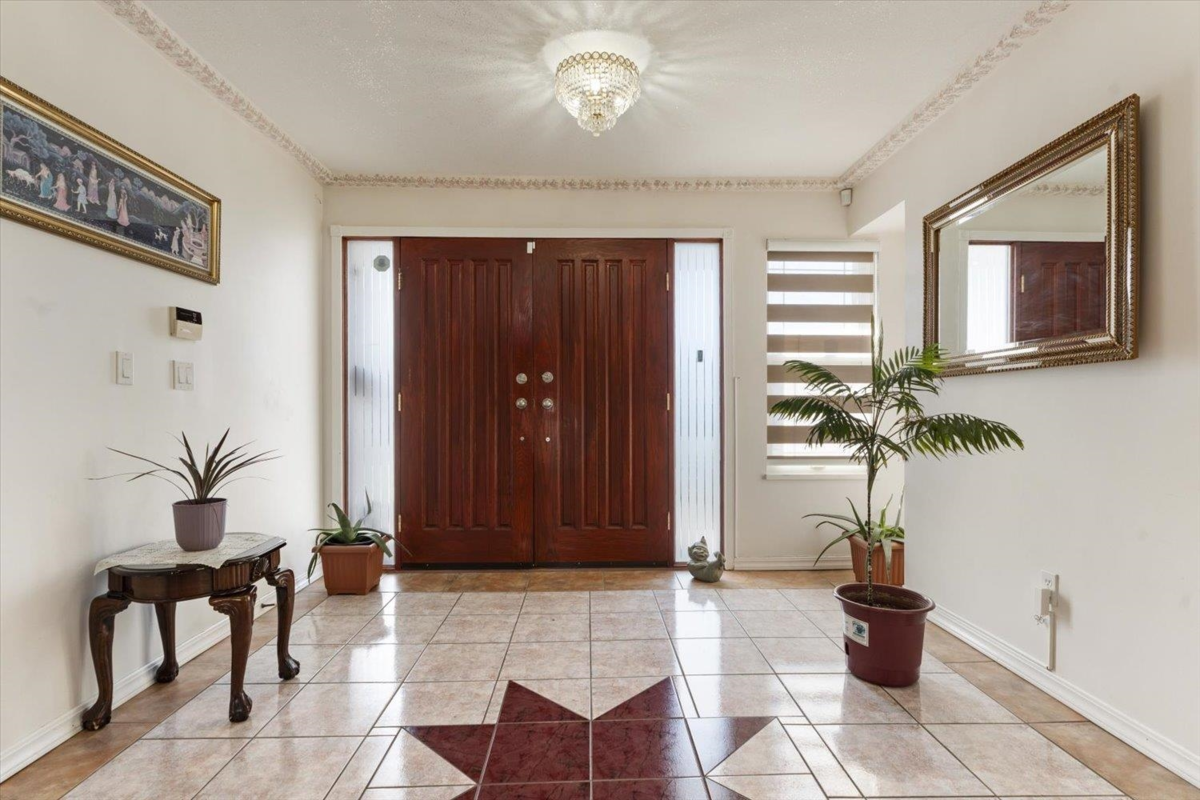 Family Room Photo of 31301 Ridgeview Drive, Abbotsford, BC