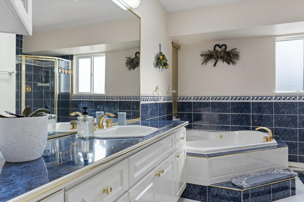 Mudroom Photo of 31301 Ridgeview Drive, Abbotsford, BC