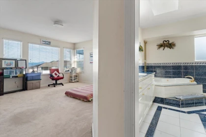 Basement Recreation Room Photo of 31301 Ridgeview Drive, Abbotsford, BC