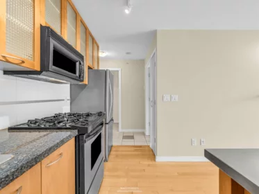 2208 969 Richards Street, Vancouver, BC, Vancouver — Apartment/Condo for sale