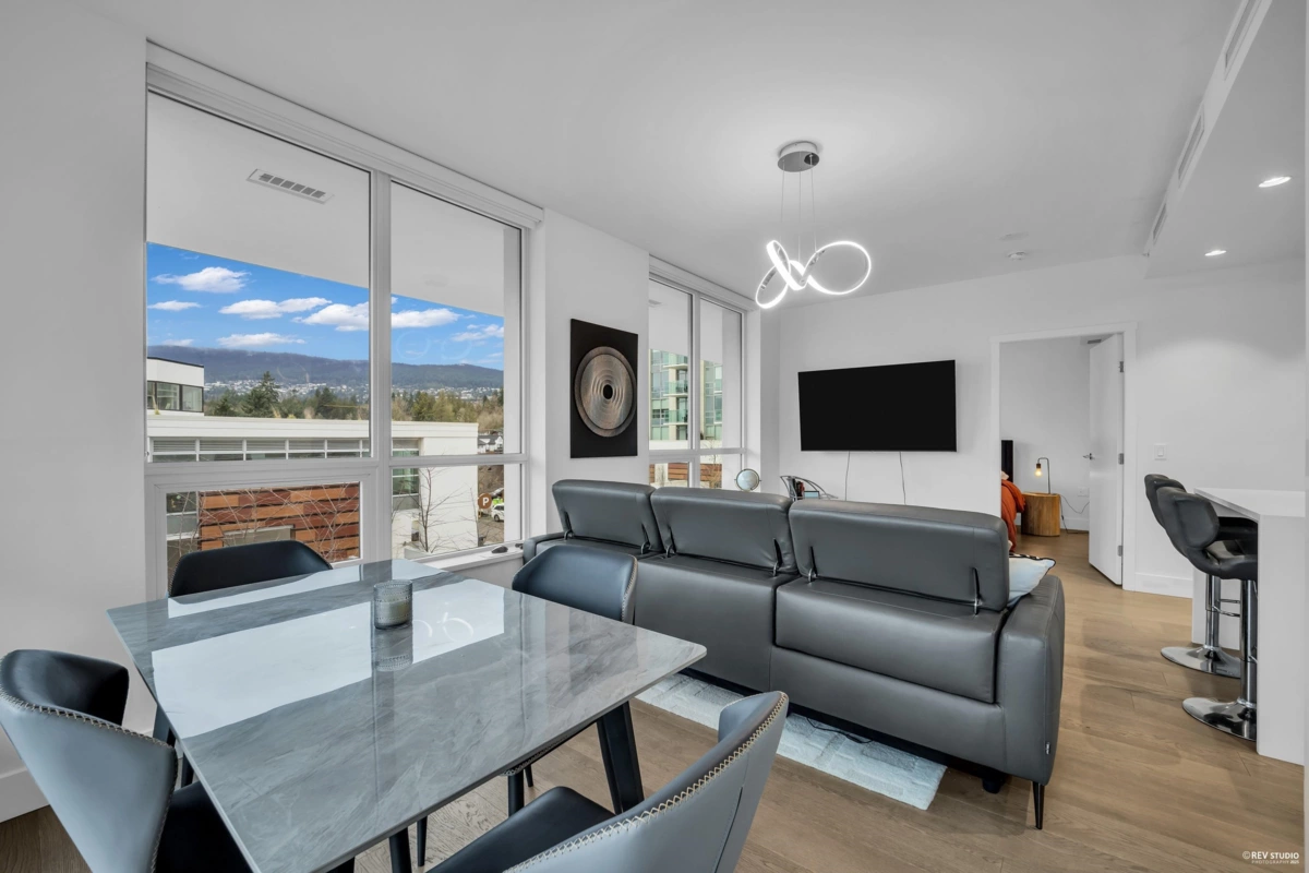 Primary Bathroom Photo of 203 1632 Lions Gate Lane, North Vancouver, BC