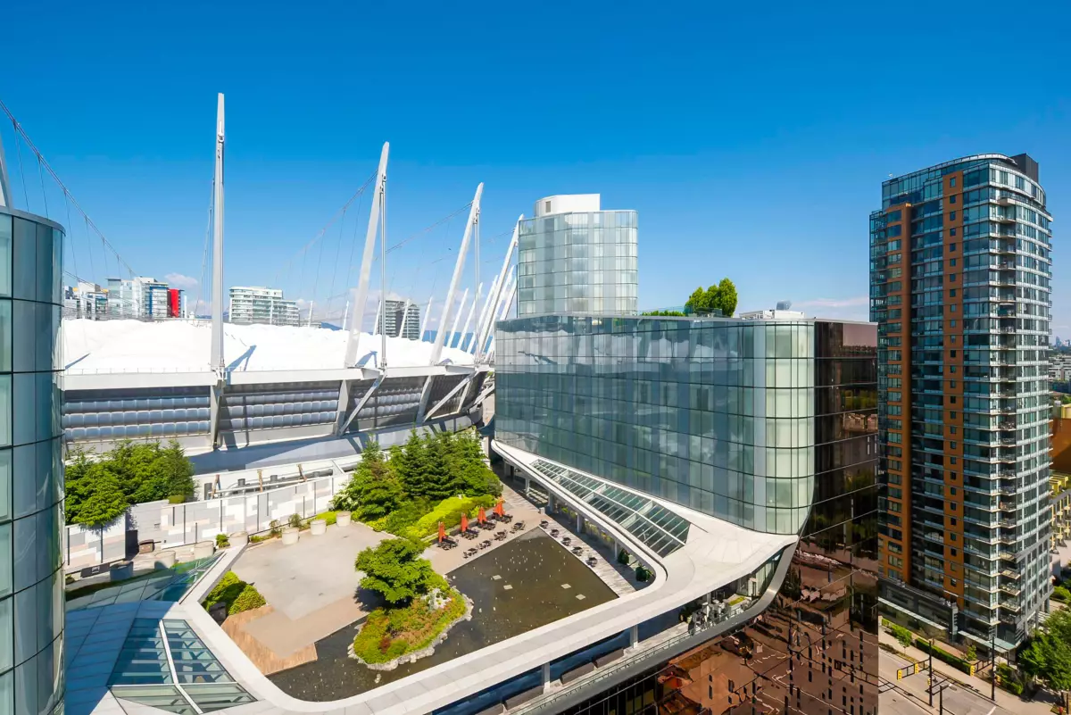 Fitness Center Photo Near 1507 68 Smithe Street, Vancouver, BC