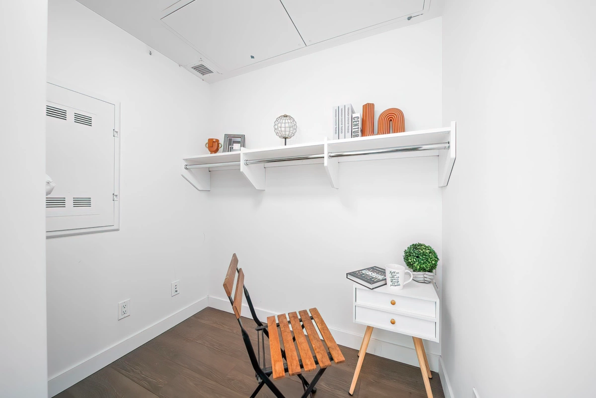 Staircase Photo of 1507 68 Smithe Street, Vancouver, BC