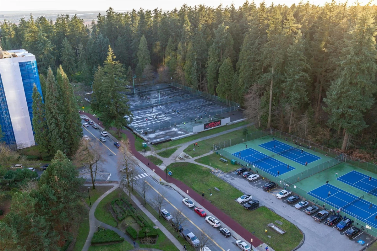 Aerial View of 2302 6188 Patterson Avenue, Burnaby, BC
