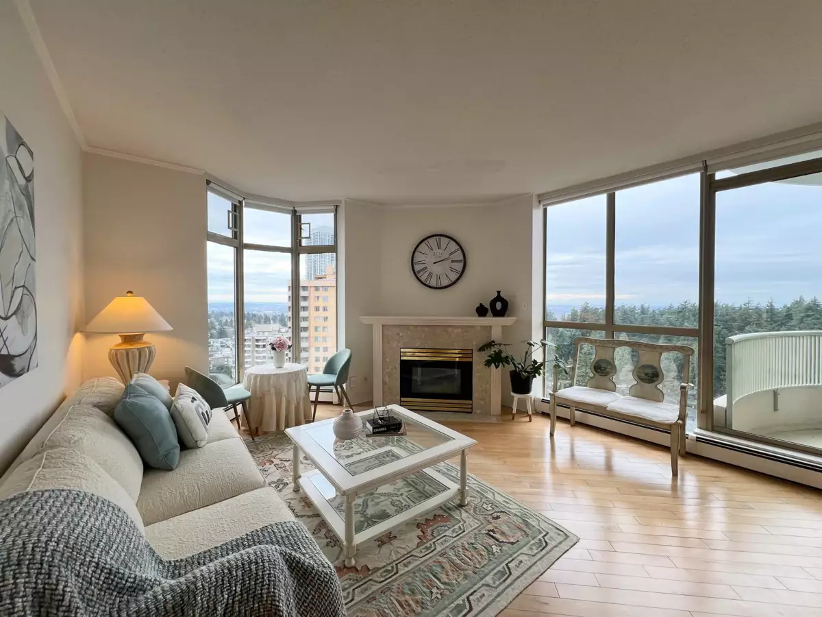 Living Room Photo of 2302 6188 Patterson Avenue, Burnaby, BC