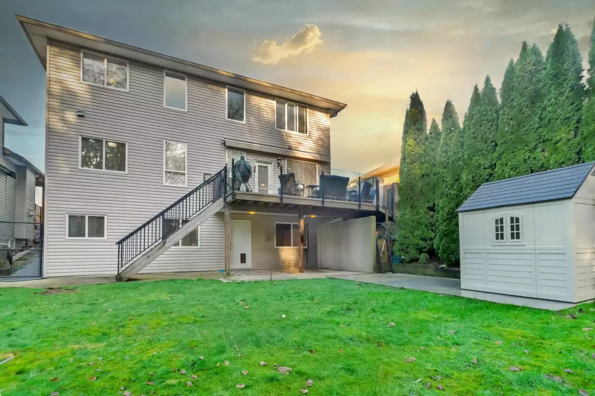 Backyard Photo of 19178 117a Avenue, Pitt Meadows, BC