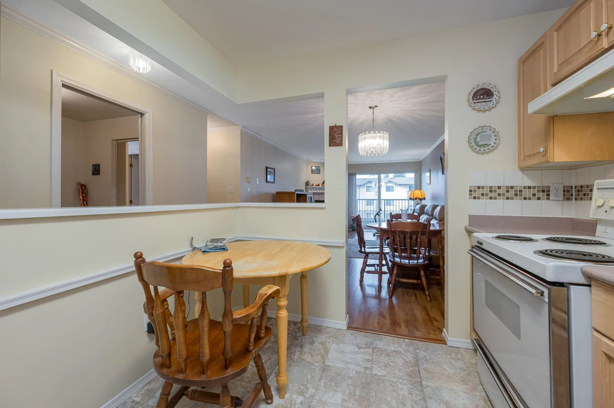 Basement Recreation Room Photo of 315 32044 Old Yale Road, Abbotsford, BC