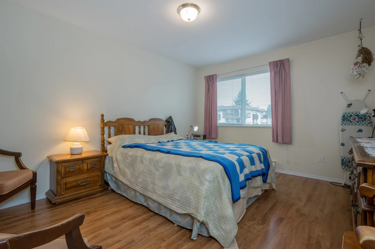 Mudroom Photo of 315 32044 Old Yale Road, Abbotsford, BC