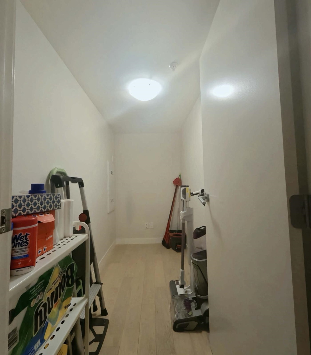 Breakfast Nook Photo of 208 5555 Dunbar Street, Vancouver, BC