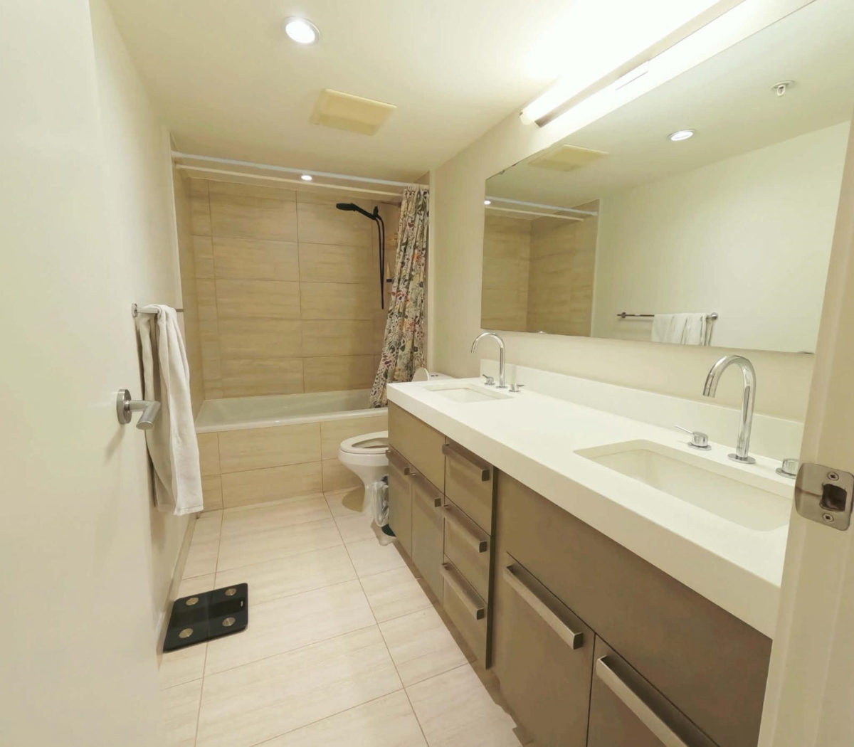 Pantry Photo of 208 5555 Dunbar Street, Vancouver, BC