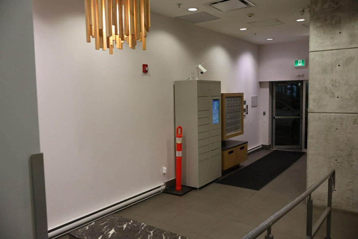 Powder Room Photo of 208 5555 Dunbar Street, Vancouver, BC