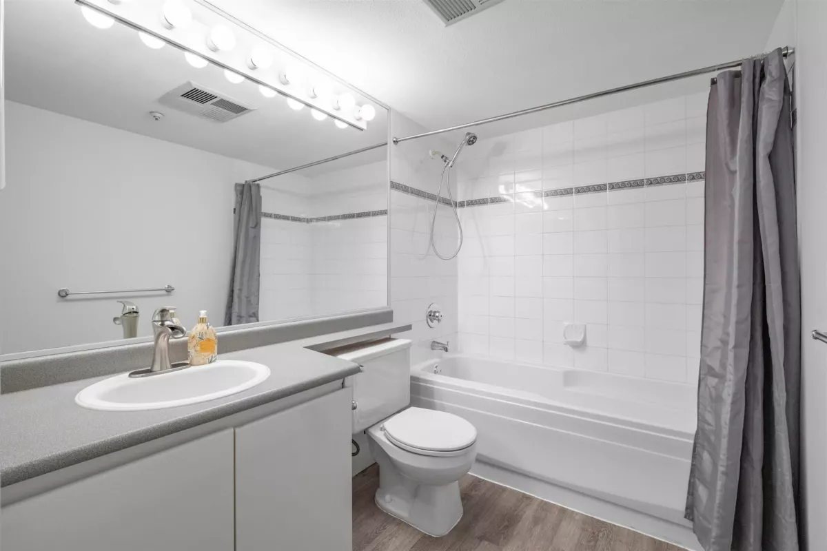 Basement Recreation Room Photo of 101 8460 Jellicoe Street, Vancouver, BC