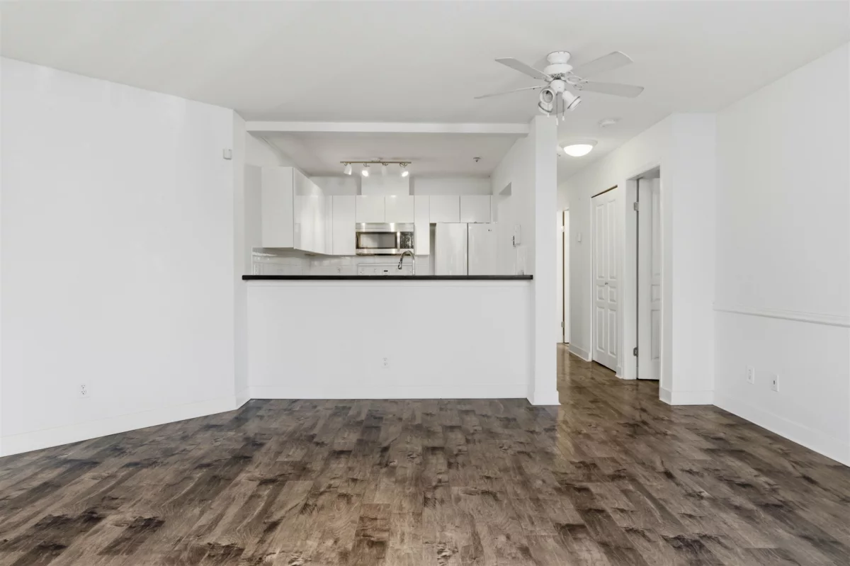 Breakfast Nook Photo of 101 8460 Jellicoe Street, Vancouver, BC