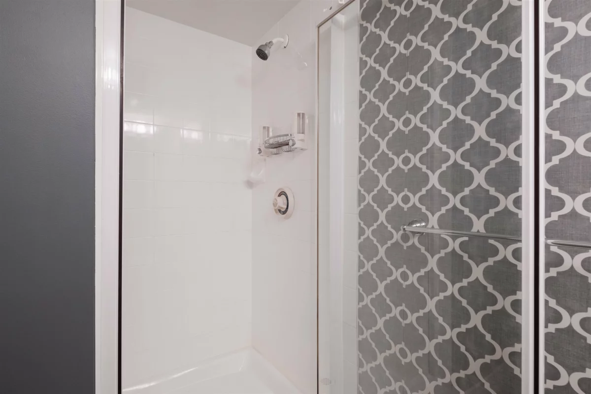 Entry Foyer Photo of 101 8460 Jellicoe Street, Vancouver, BC