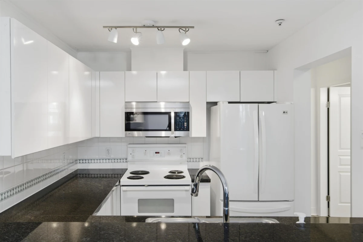 Loft / Bonus Room Photo of 101 8460 Jellicoe Street, Vancouver, BC