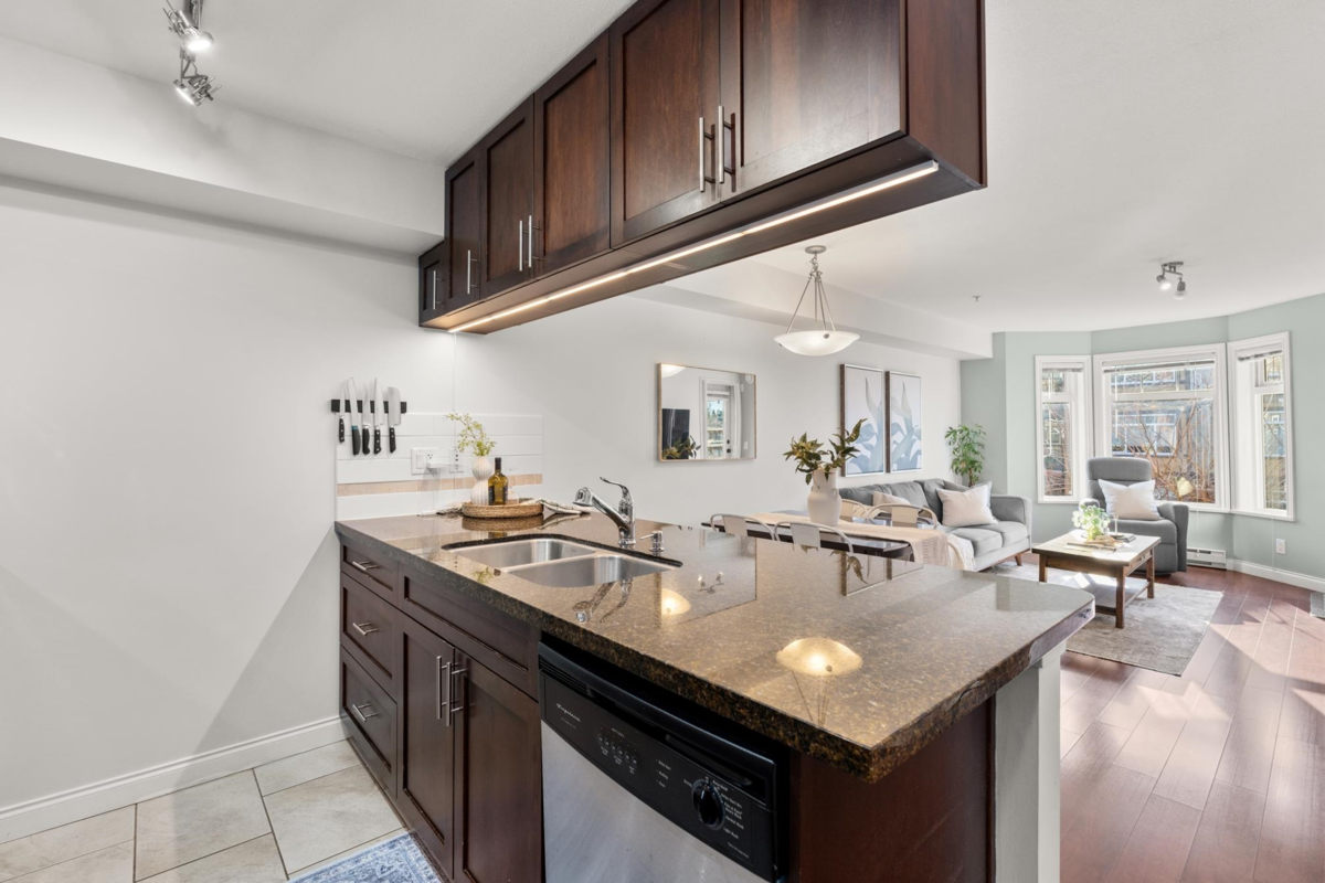 Breakfast Nook Photo of 236 5660 201a Street, Langley, BC