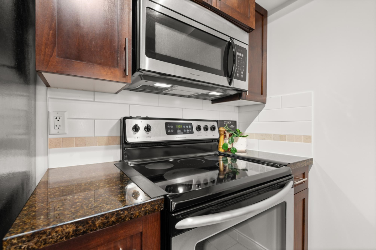 Primary Bedroom Photo of 236 5660 201a Street, Langley, BC