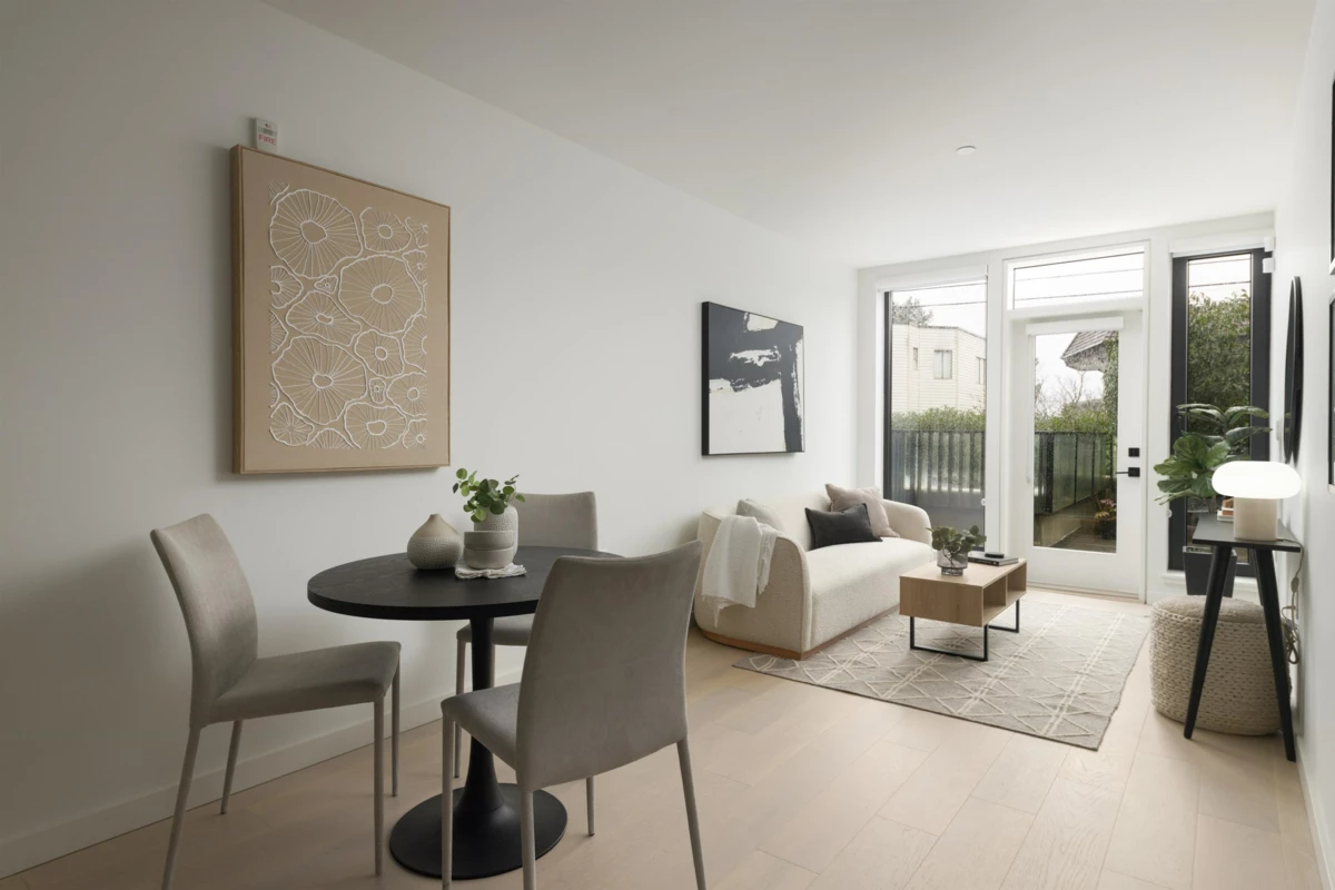 Breakfast Nook Photo of 529 E 6th Avenue, Vancouver, BC