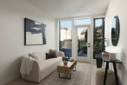 529 E 6th Avenue, Vancouver, BC, Mount Pleasant VE — 2 bed townhouse for sale