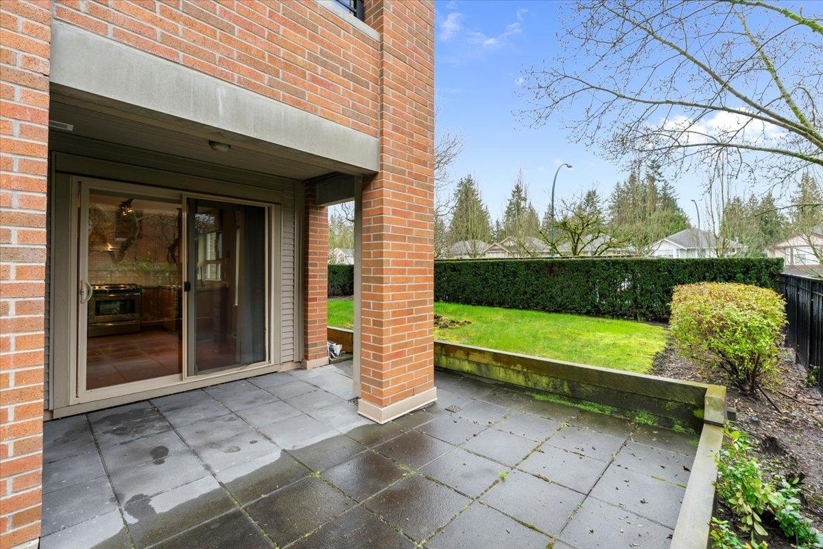 Entry Foyer Photo of 103 3097 Lincoln Avenue, Coquitlam, BC