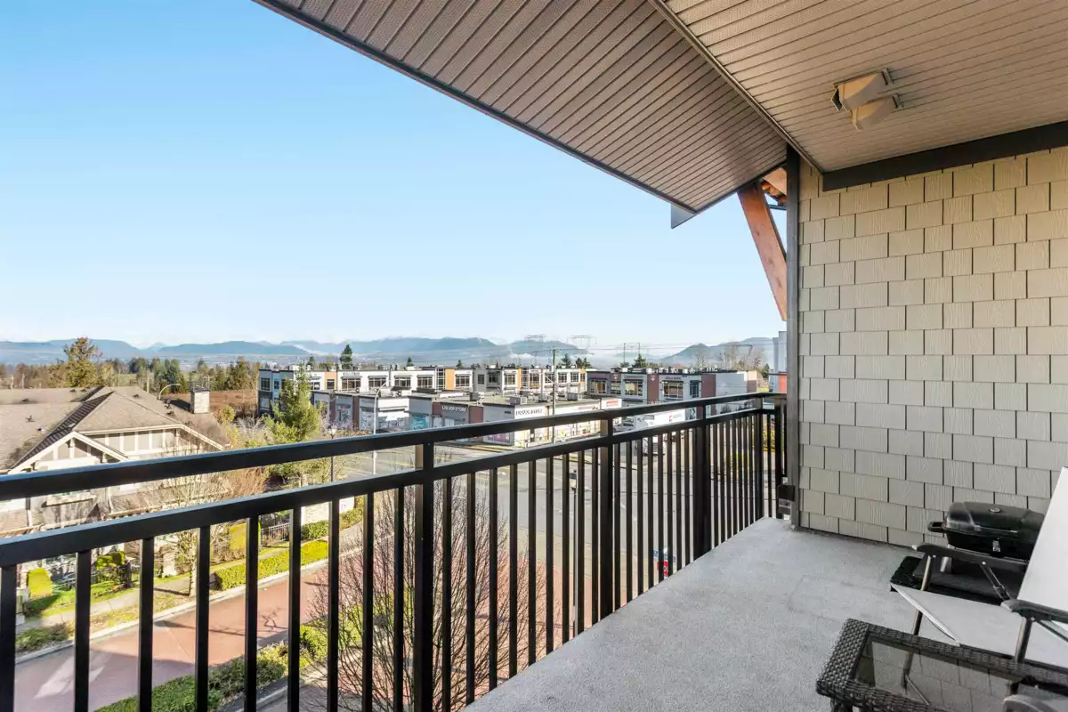 Hallway Photo of 423 31158 Westridge Place, Abbotsford, BC