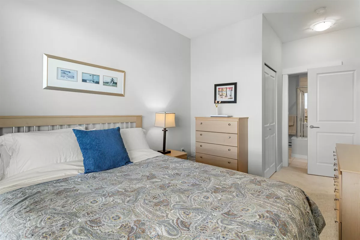 Powder Room Photo of 423 31158 Westridge Place, Abbotsford, BC