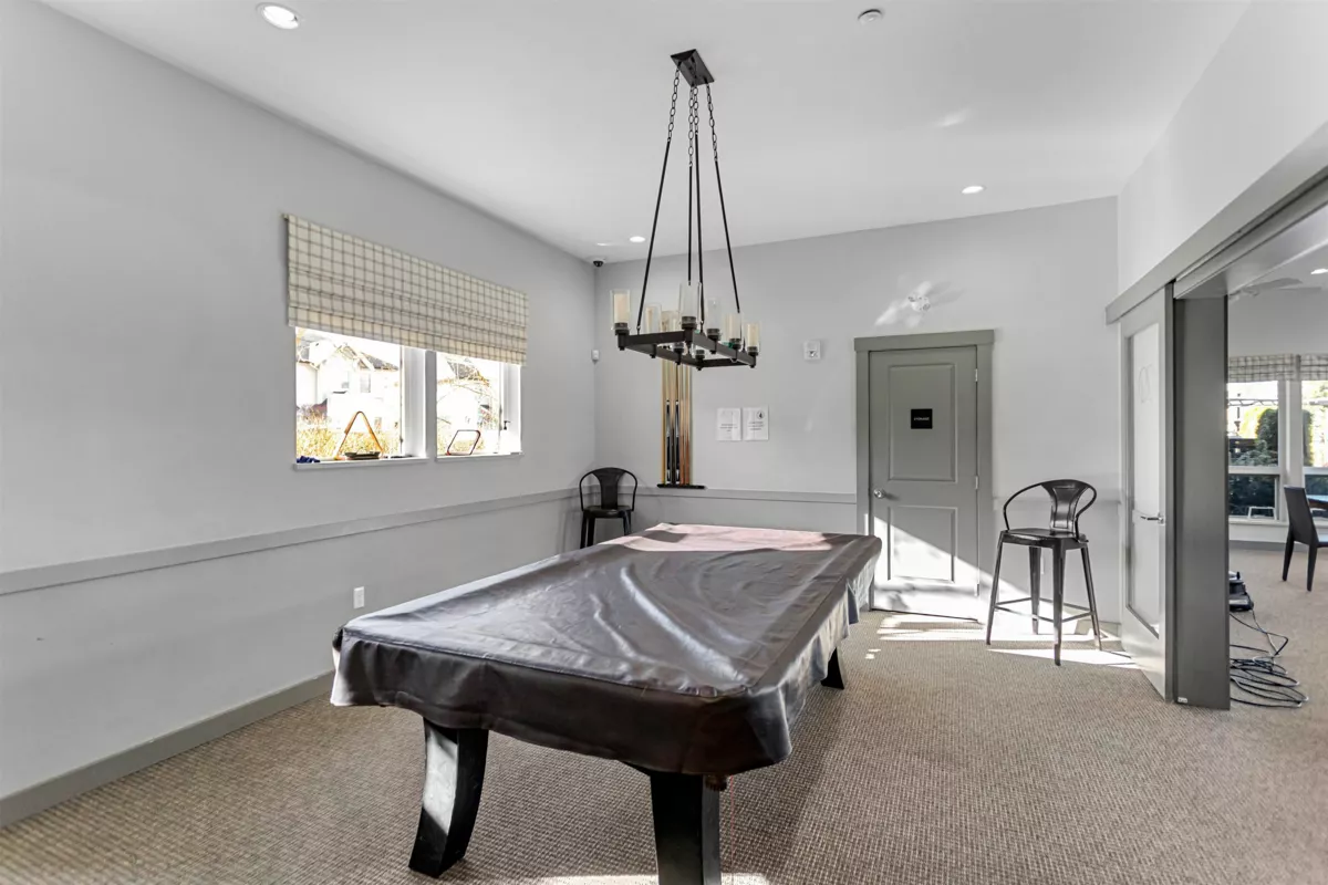 Swimming Pool Photo of 423 31158 Westridge Place, Abbotsford, BC