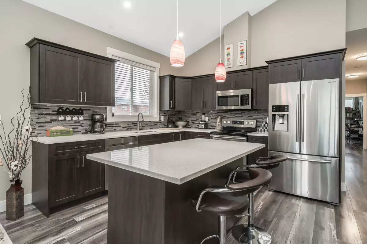 Breakfast Nook Photo of 46181 Second Avenue, Chilliwack, BC