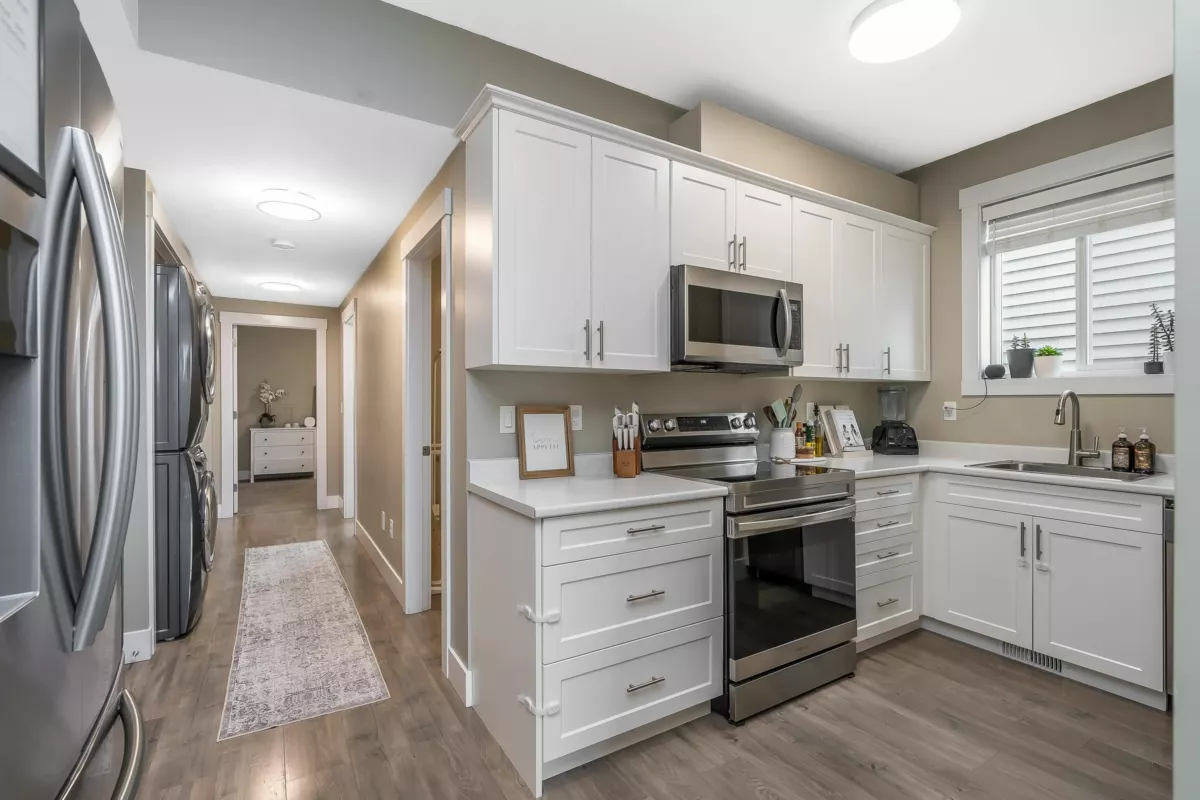 Front Yard Photo of 46181 Second Avenue, Chilliwack, BC