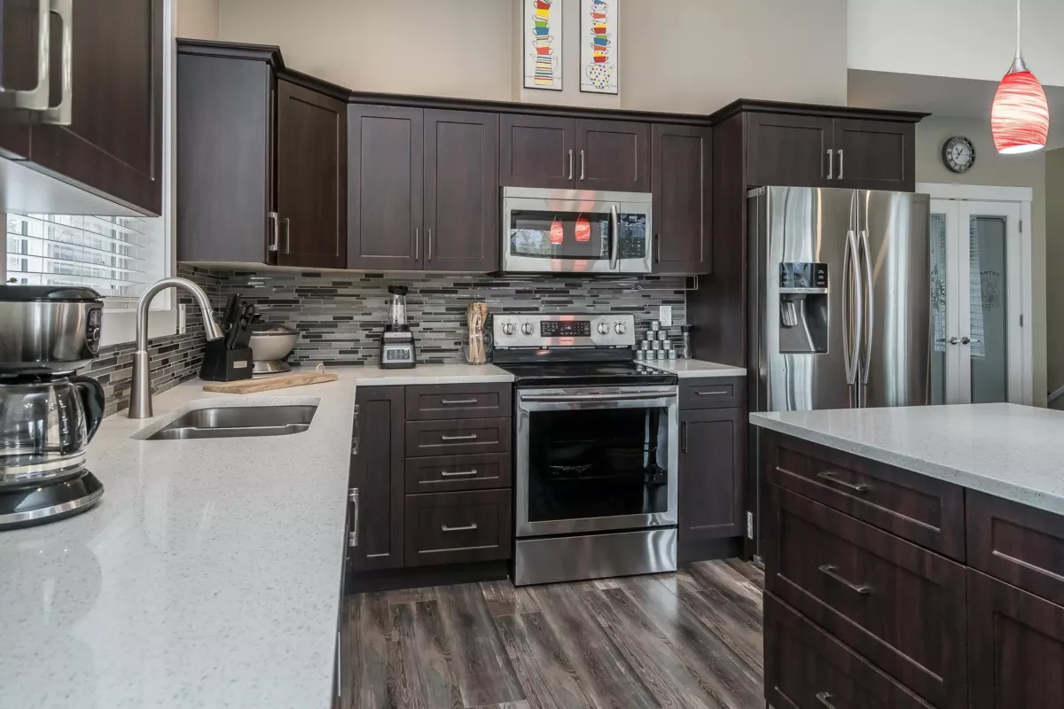 Primary Bathroom Photo of 46181 Second Avenue, Chilliwack, BC