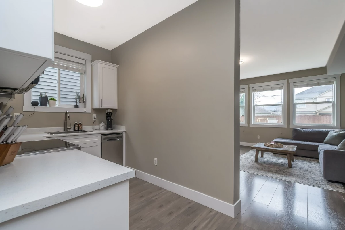 Swimming Pool Photo of 46181 Second Avenue, Chilliwack, BC