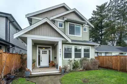 46181 Second Avenue, Chilliwack, BC, Chilliwack Proper East — 5 bed single family residence for sale