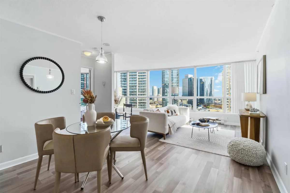Kitchen Photo of 2508 6088 Willingdon Avenue, Burnaby, BC