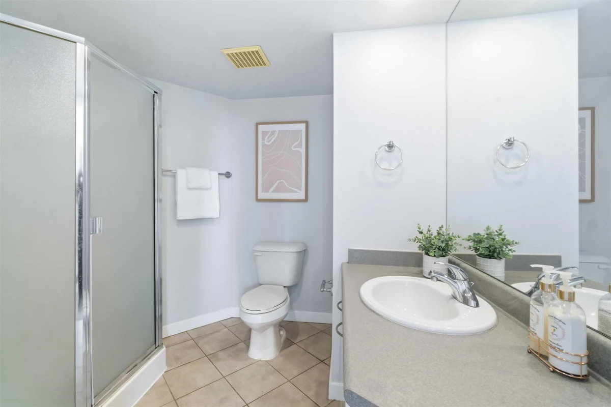 Powder Room Photo of 2508 6088 Willingdon Avenue, Burnaby, BC