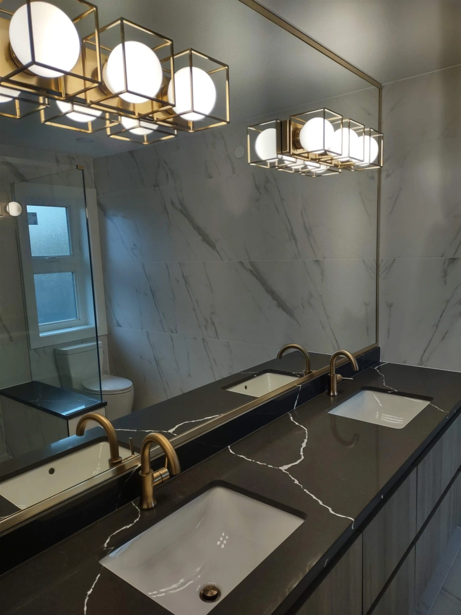 Breakfast Nook Photo of 2 1706 W 68 Avenue, Vancouver, BC