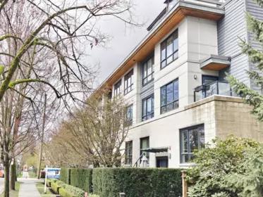 403 E 16th Avenue, Vancouver, BC, Vancouver — Townhouse for sale