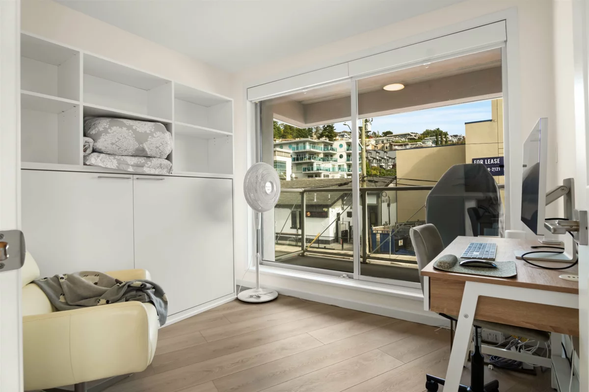 Outdoor Deck Photo of 206 1119 Vidal Street, White Rock, BC