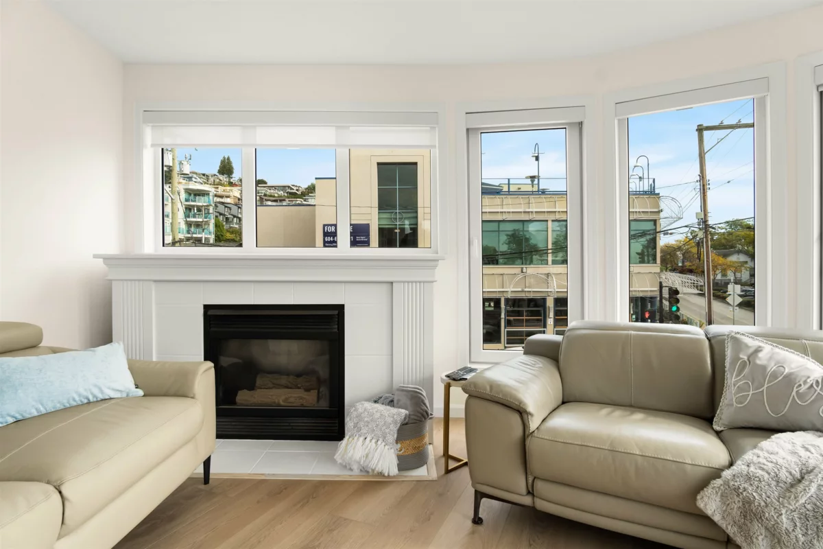Pantry Photo of 206 1119 Vidal Street, White Rock, BC