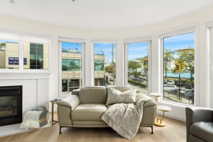 Breakfast Nook Photo of 206 1119 Vidal Street, White Rock, BC