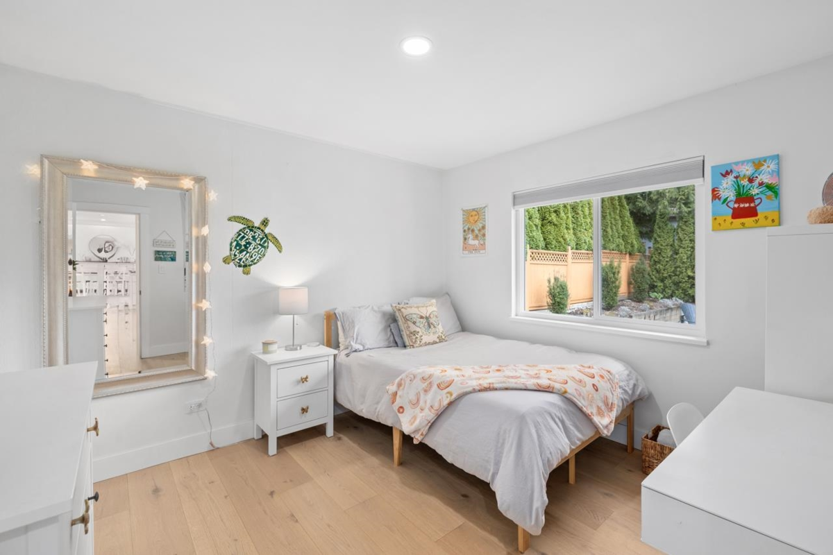 Basement Recreation Room Photo of 2524 Bendale Road, North Vancouver, BC